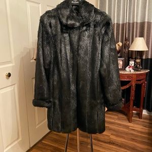 DENNIS BASSO FAUX FUR COAT (BLACK)